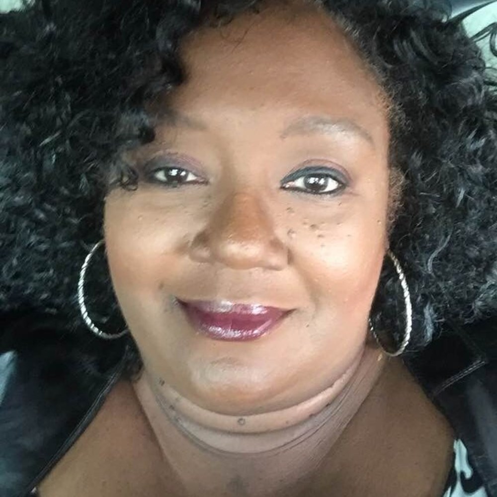 Meet your Posher, Rosalyn